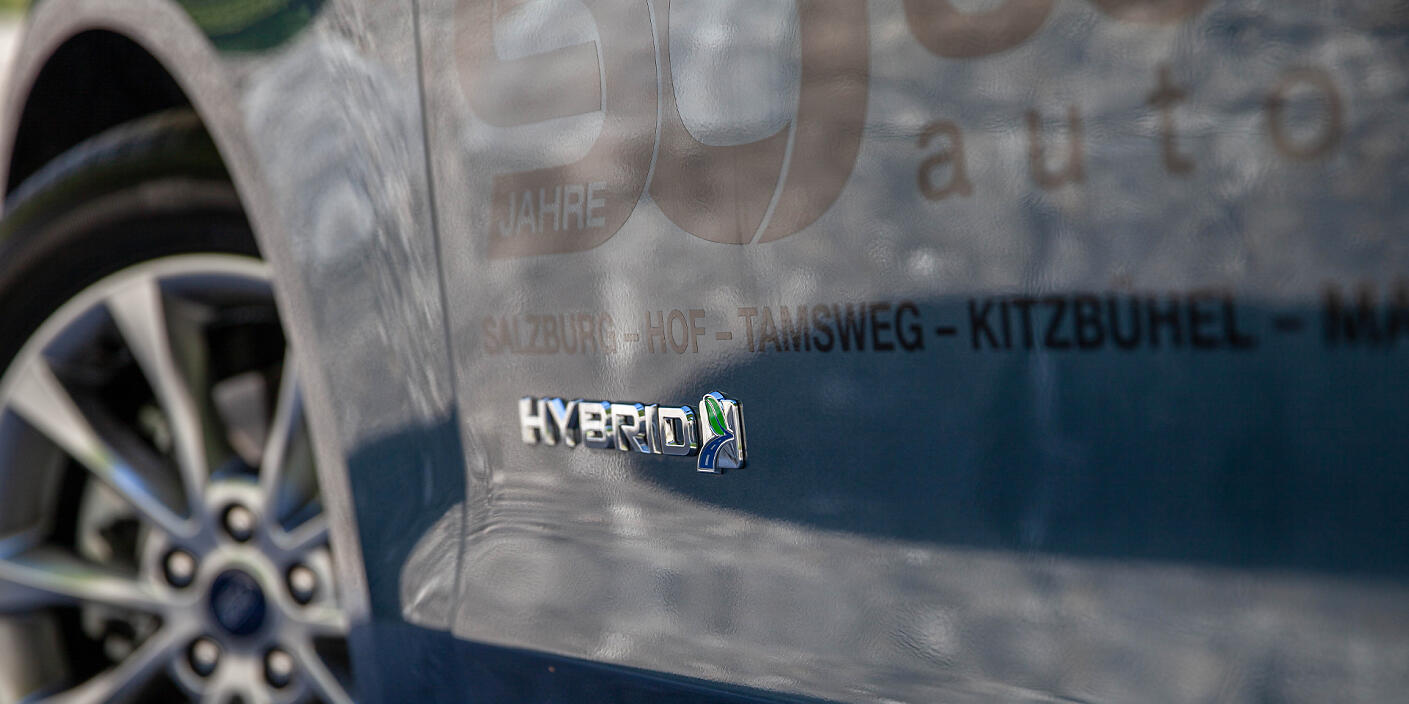 Ford-Mondeo-Hybrid-Traveller-Schmidt-Automobile